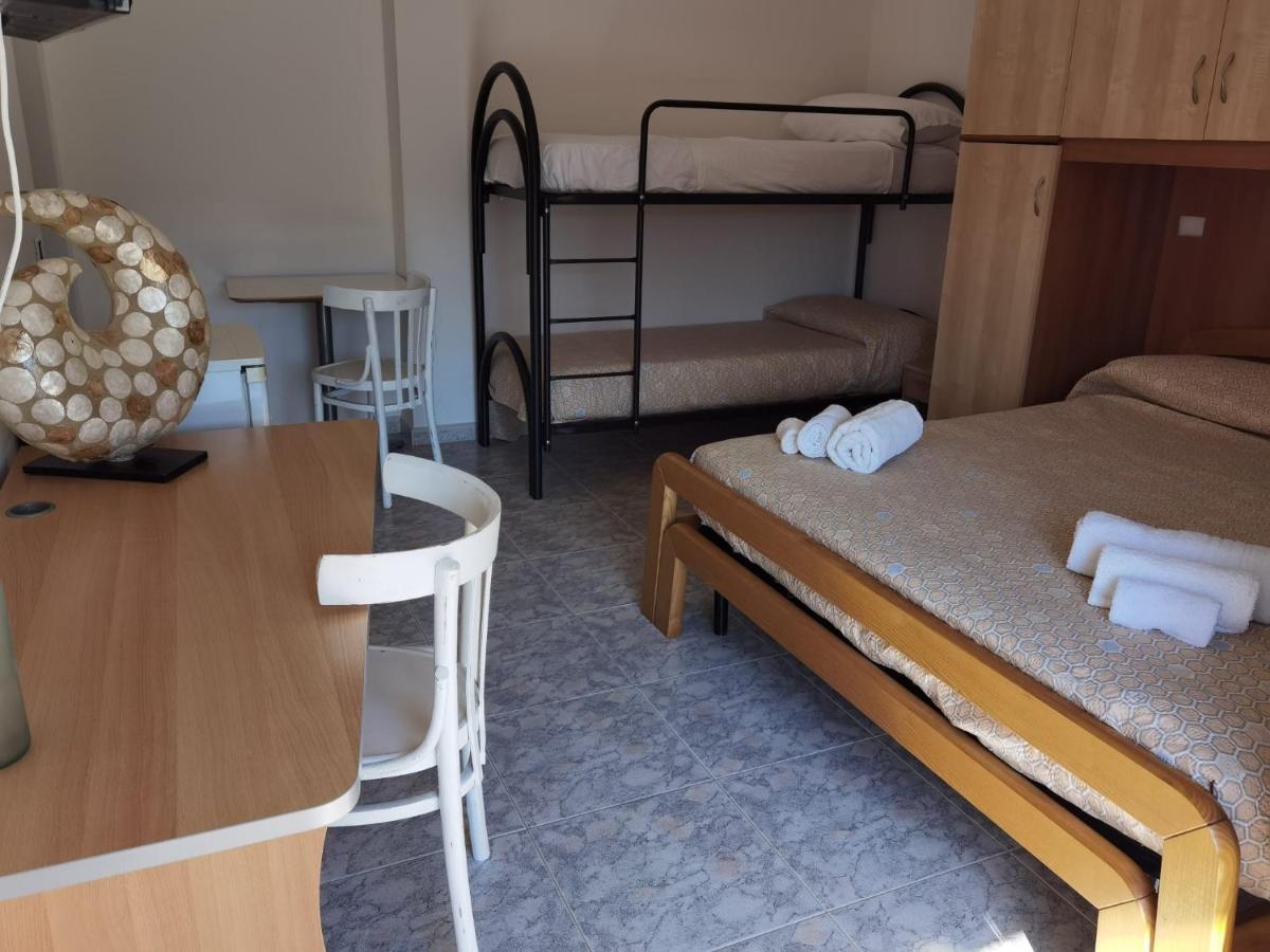 Bed and Breakfast Rosy House Scalea Exteriér fotografie