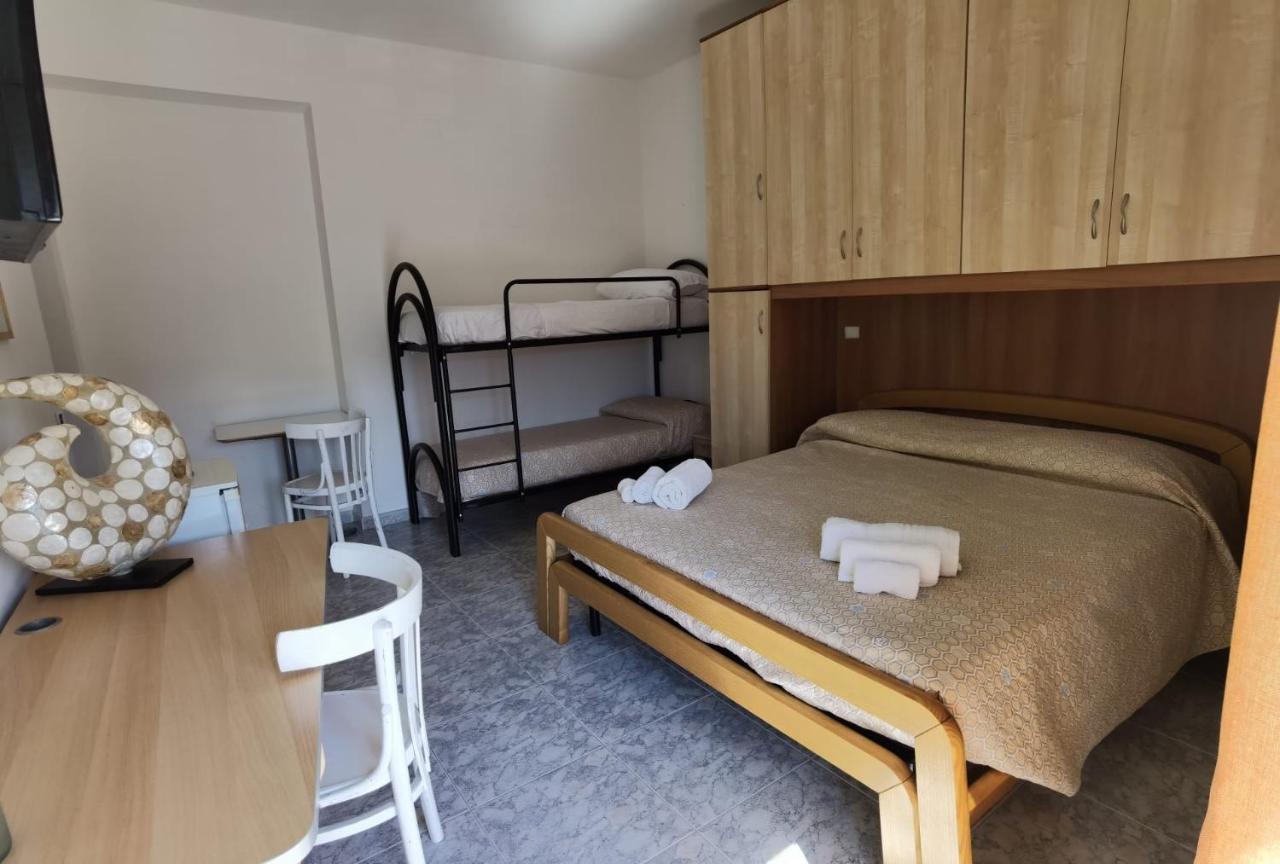 Bed and Breakfast Rosy House Scalea Exteriér fotografie